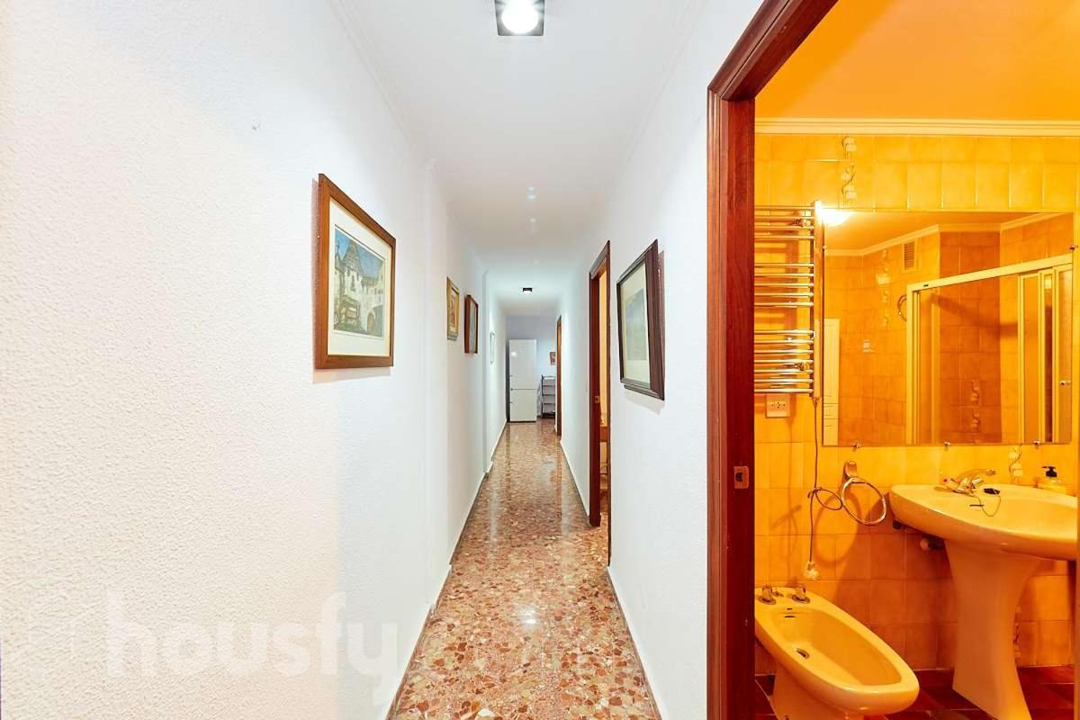 Lovely Bedroom In A Shared Apartment In The Center Of אליקאנטה מראה חיצוני תמונה