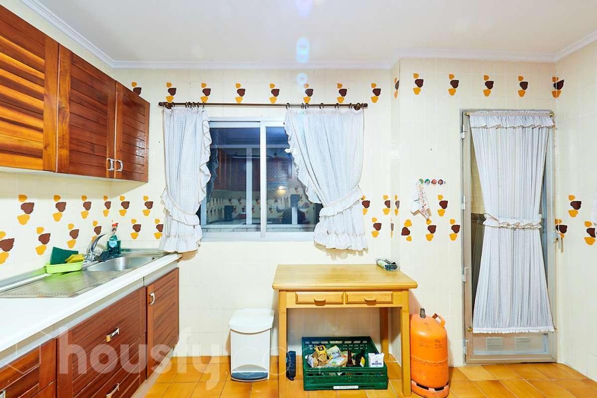 Lovely Bedroom In A Shared Apartment In The Center Of אליקאנטה מראה חיצוני תמונה